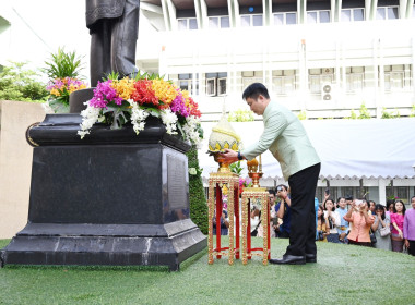 สักการะสิ่งศักดิ์สิทธิ์ กรมส่งเสริมสหกรณ์ 53 ปี พารามิเตอร์รูปภาพ 12