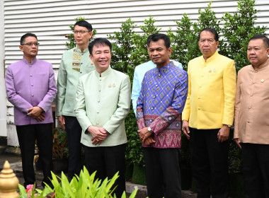 สักการะสิ่งศักดิ์สิทธิ์ กรมส่งเสริมสหกรณ์ 53 ปี พารามิเตอร์รูปภาพ 9