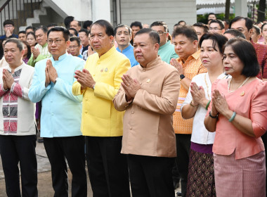 สักการะสิ่งศักดิ์สิทธิ์ กรมส่งเสริมสหกรณ์ 53 ปี พารามิเตอร์รูปภาพ 10