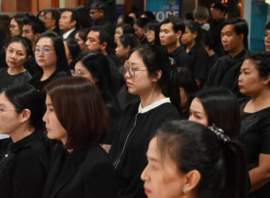 พิธีถวายความอาลัย สมเด็จพระนางเจ้าสิริกิติ์ พารามิเตอร์รูปภาพ 14